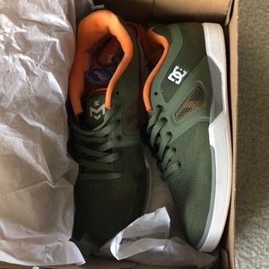 Men’s sneakers